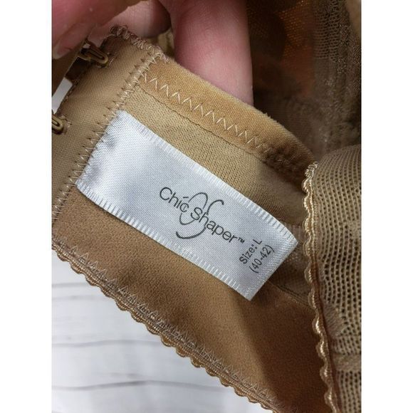 Chic Shaper Beige Tan Size Large 40/42 Hook And Eye Closure Perfect Posture Bra - Picture 3 of 10
